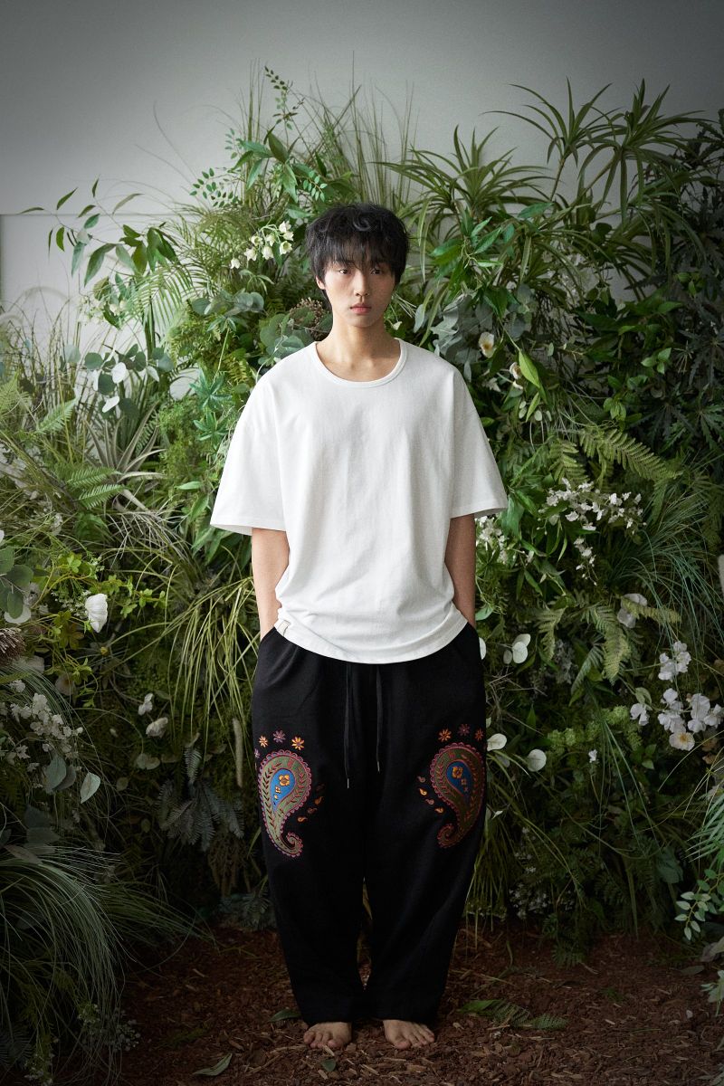 ESSENTIAL PLEAT U-NECK 1/2 TEE (Off-White)
