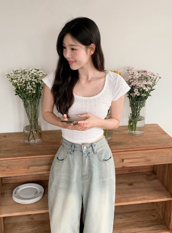 SL Emboss Back Slit Strap Crop Short Sleeve T-shirt (3color)