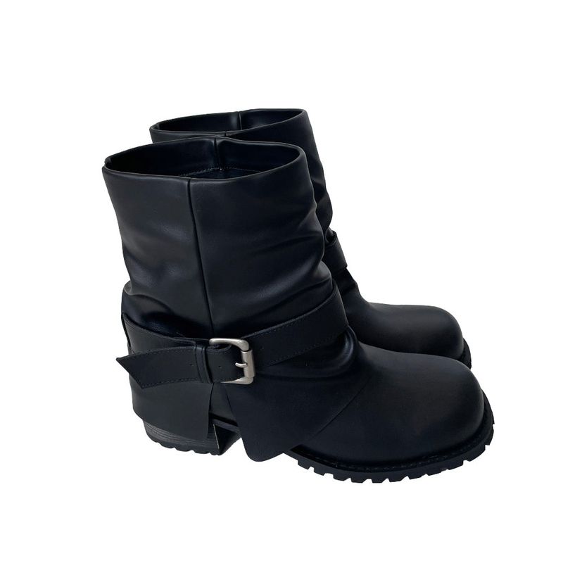 Belt low boots