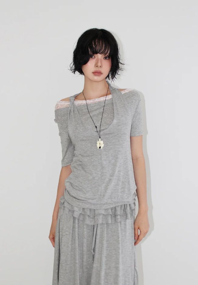 KNOT HALTER TOP