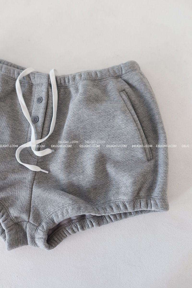 Napping thick balloon shorts