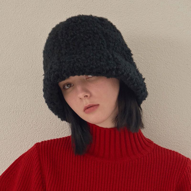 VA Square Longlabel Fleece Tulip Hat / Black