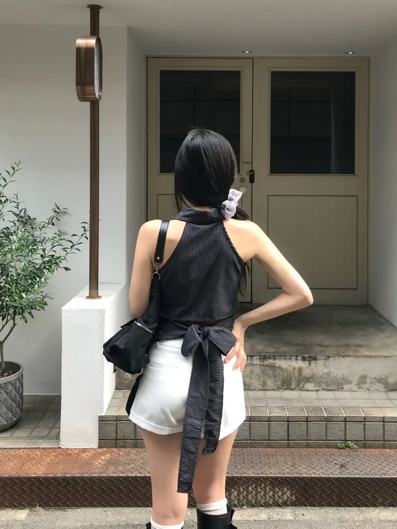 Niel Stripe Backless Halter Collar Shirt