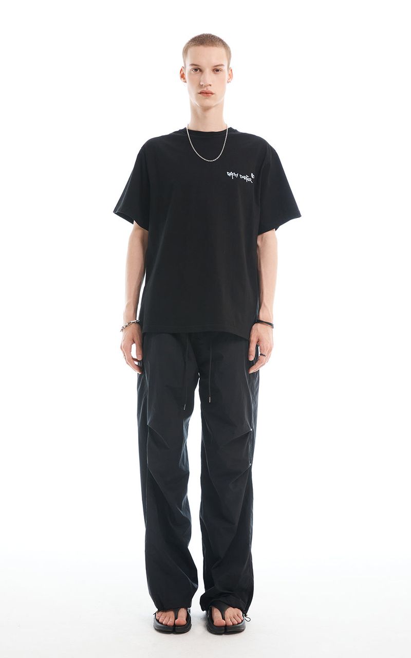 EACH DIFFER(イーチディファー)の「SLOGAN T-SHIRT_BLACK(Tops)」