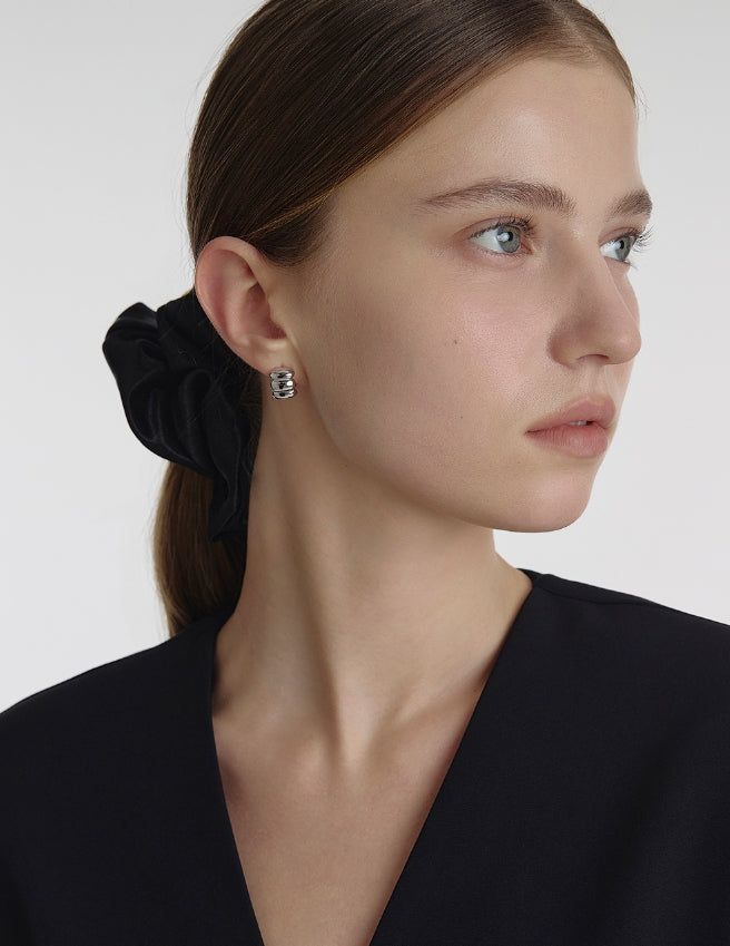 26SS★ Ice Cushion (W) Wide One-Touch Earrings