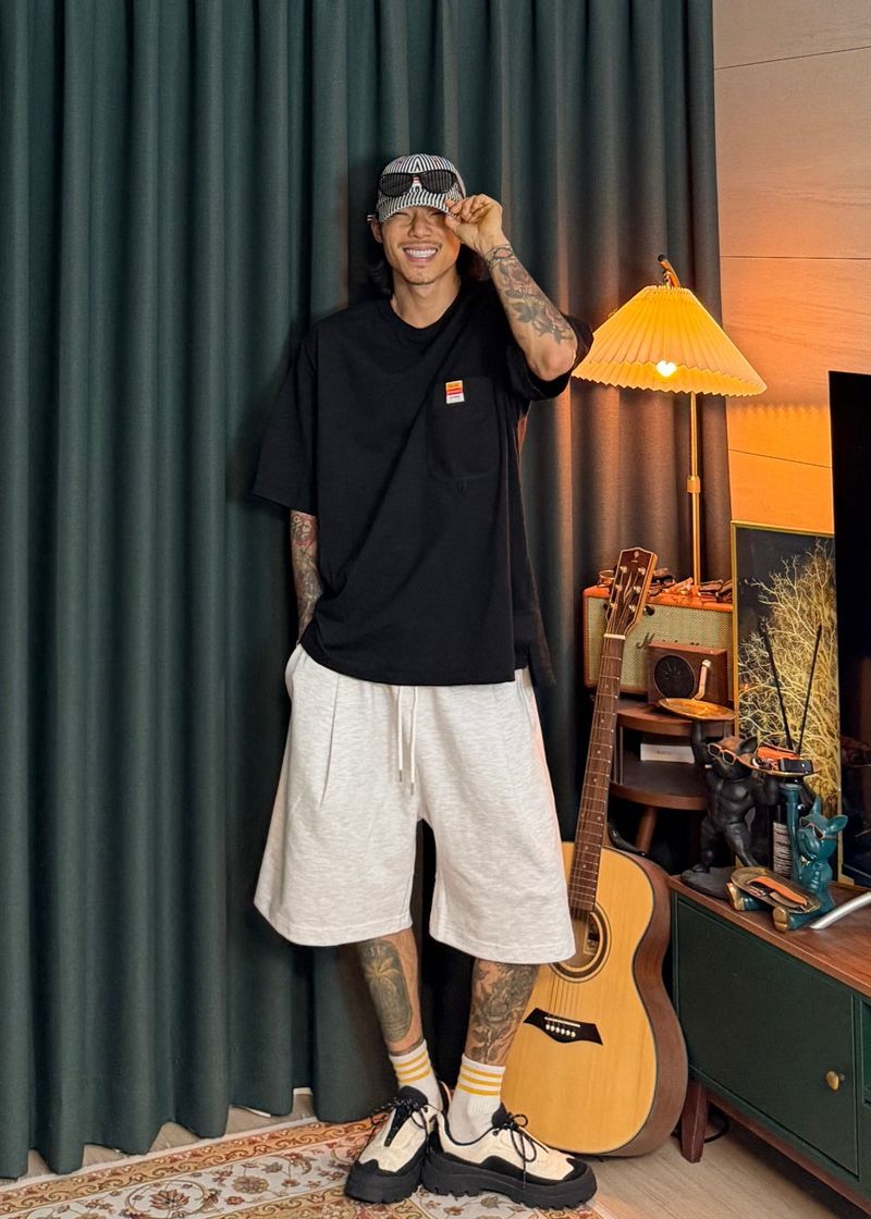 Light One-Tuck Bermuda Shorts 4COLOR