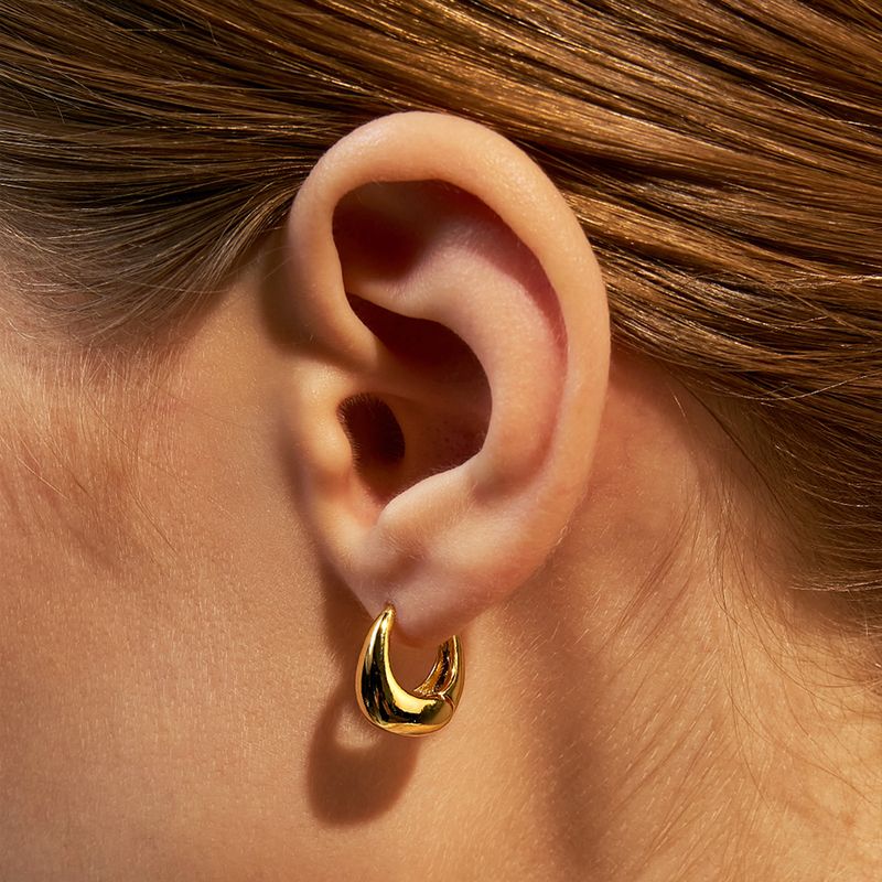sensual one-touch earring