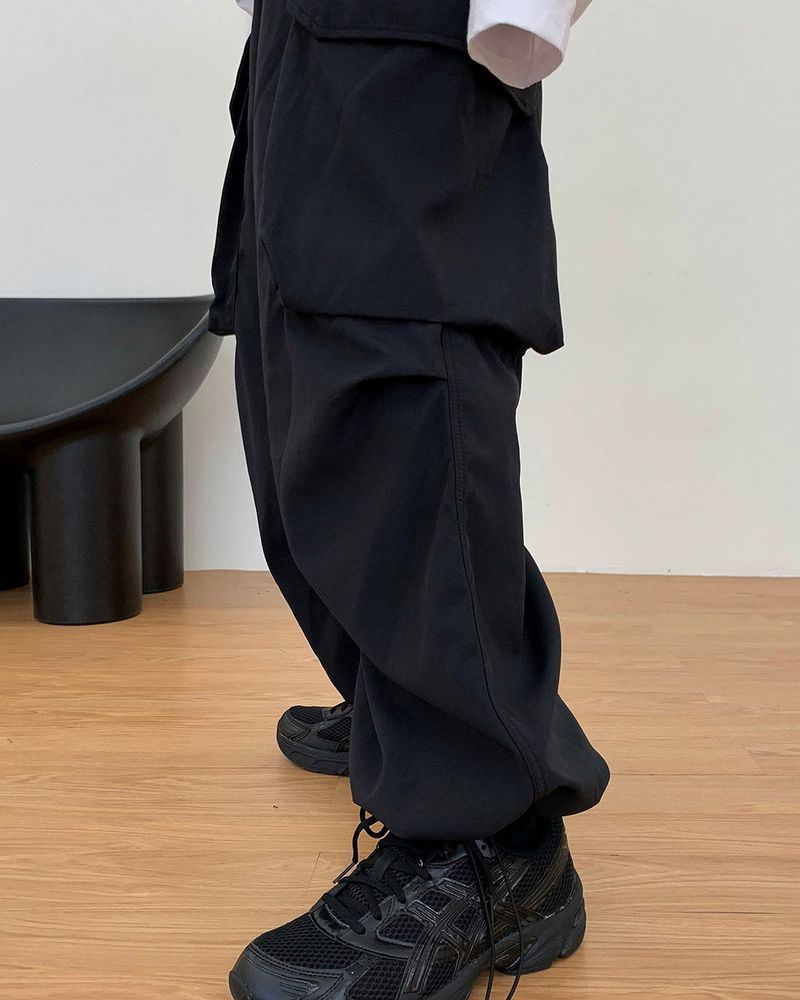 124) FW Balloon Cargo Pants (2 colors)