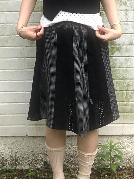 hoyo lace layered skirt