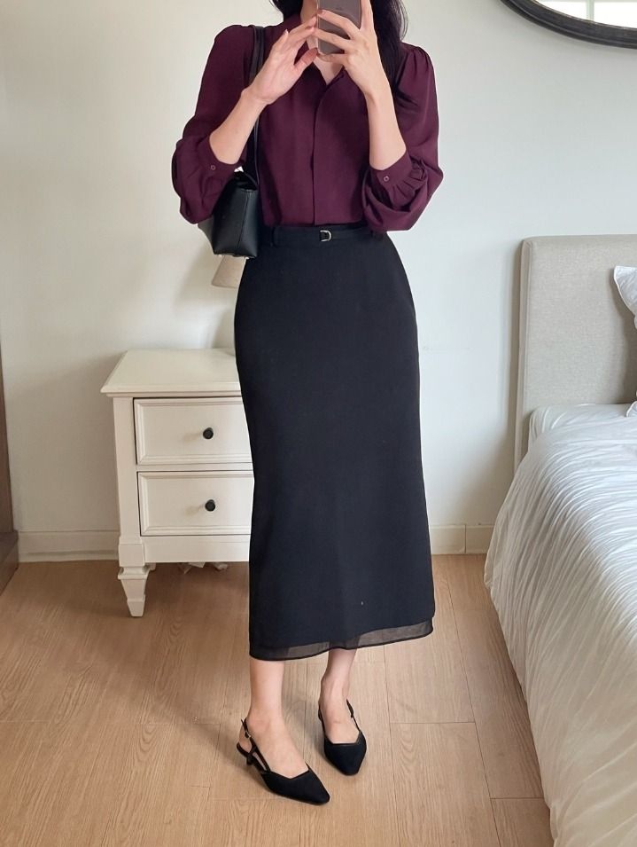 Nero Collar Shirring Hidden Button Puff Blouse