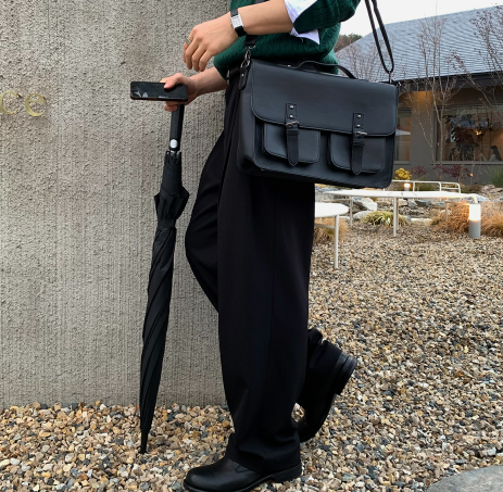 Deface Front Turtle Back Banding Wide Slacks