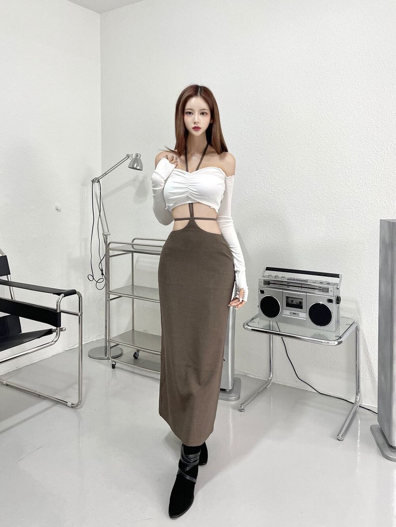 [SEOW] 670. Deep halter maxy sk