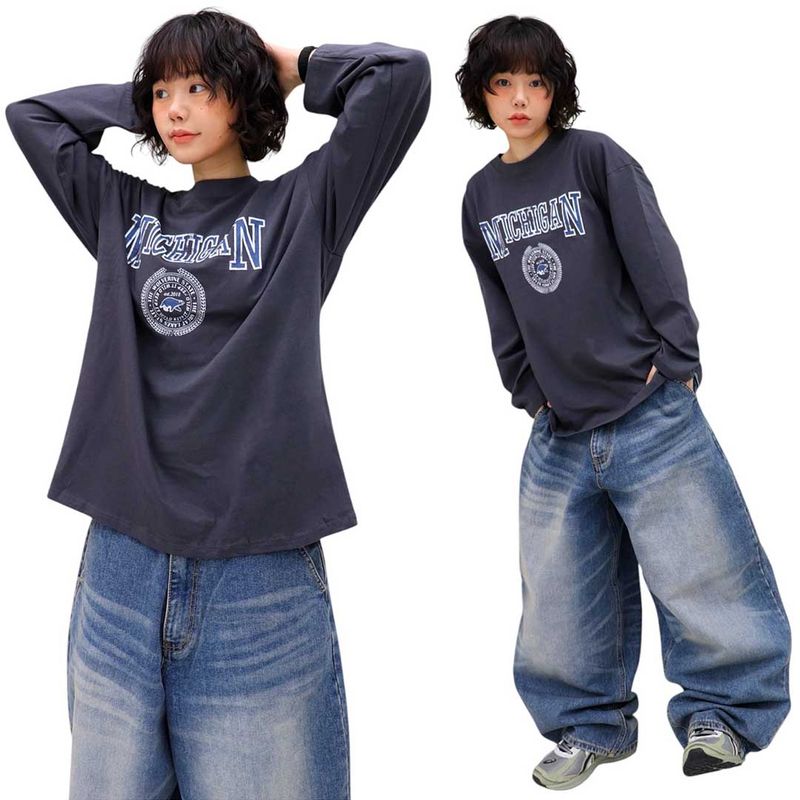 Oversized Vintage Michigan Long Sleeve Tee