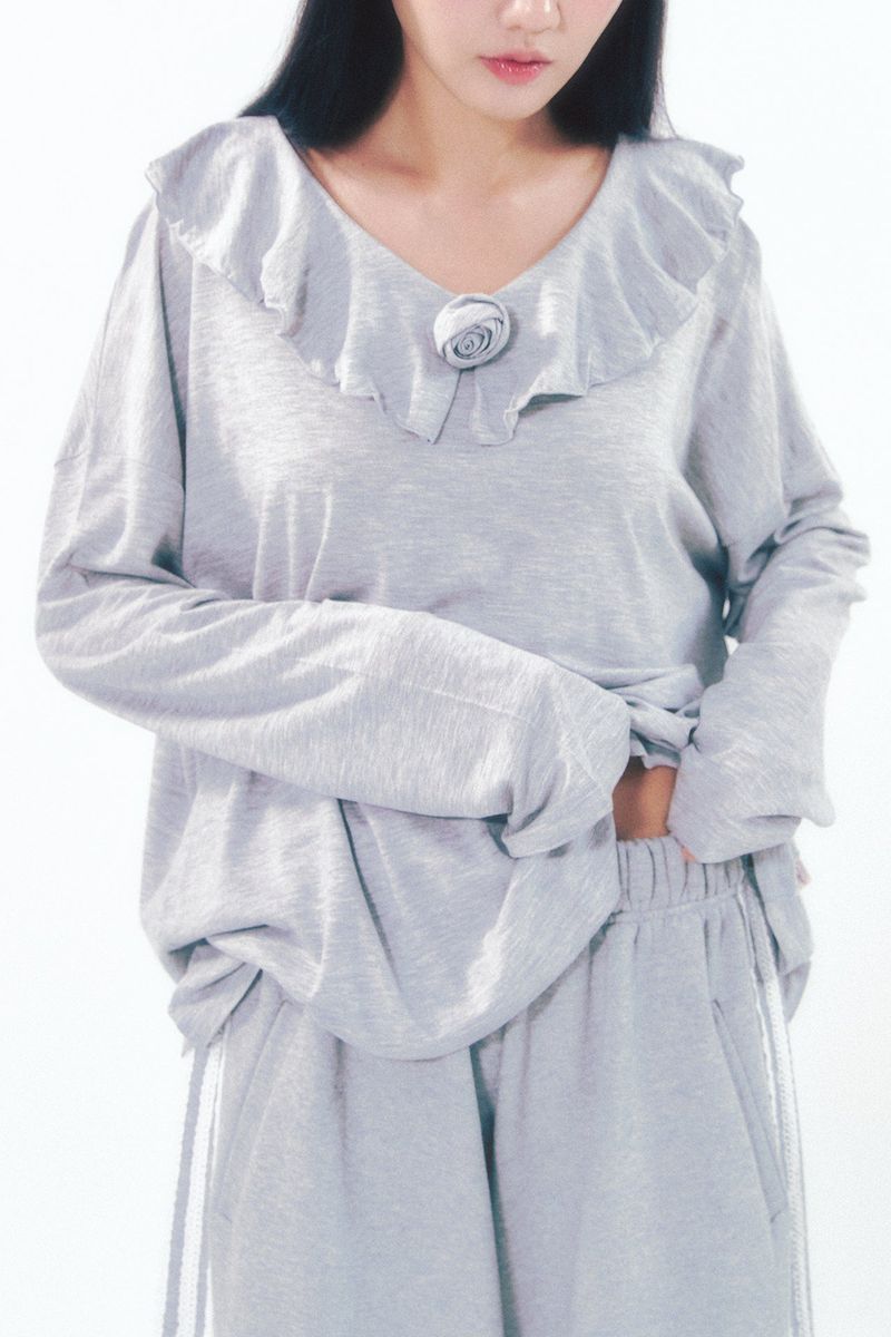 Rose Brooch Frill Long Sleeve Gray
