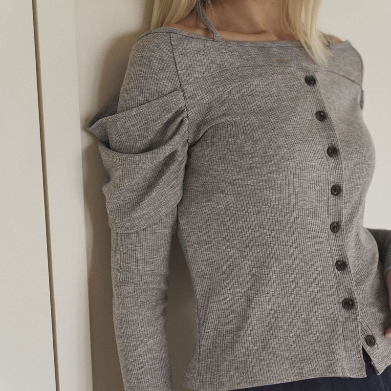 delidi（ディライディ）の「Lush shirring T-shirt (light gray)（Tops）」