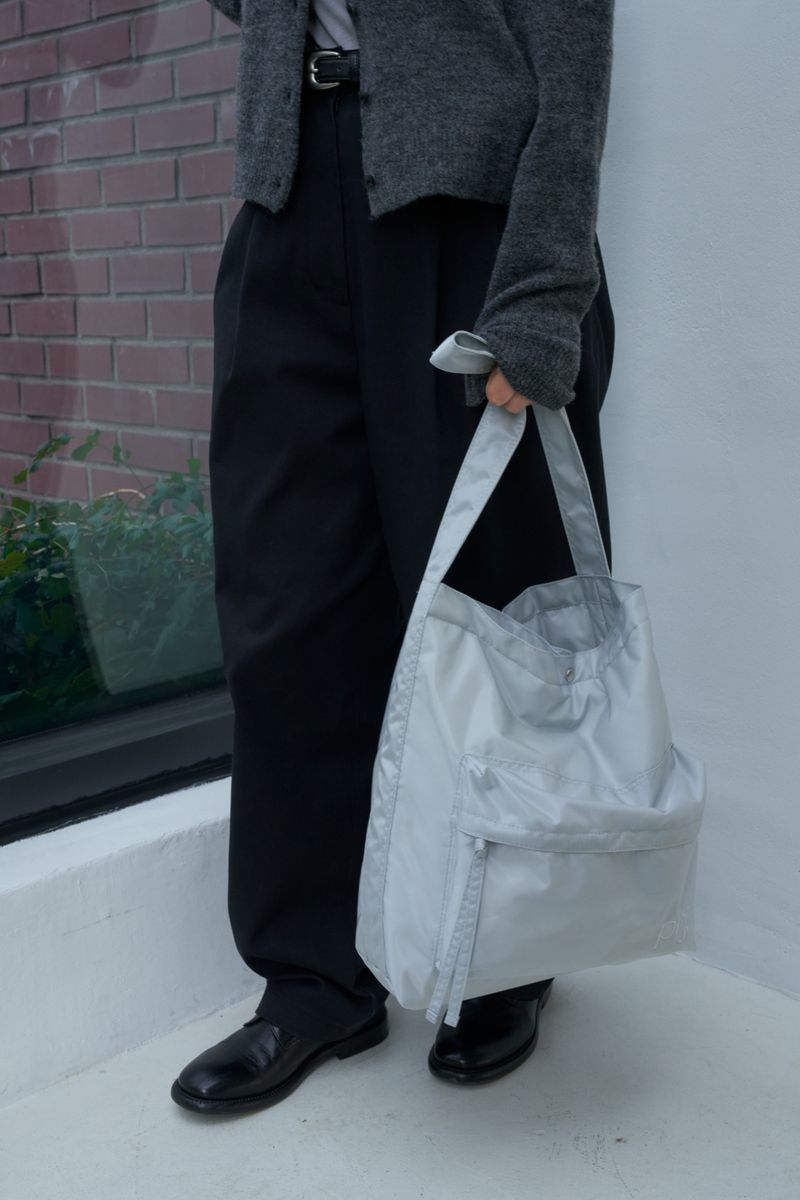 puff pocket padding bag (silver)