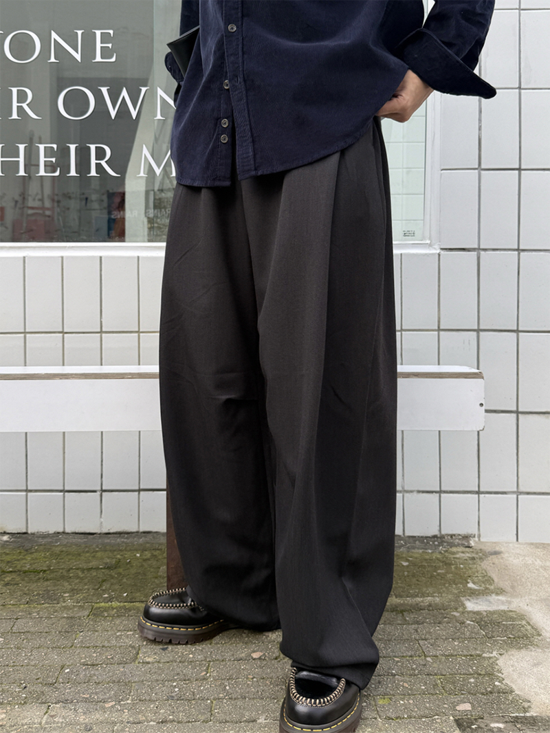 AVAND(アバンド)の「Ox over curved banding pants(Pants)」