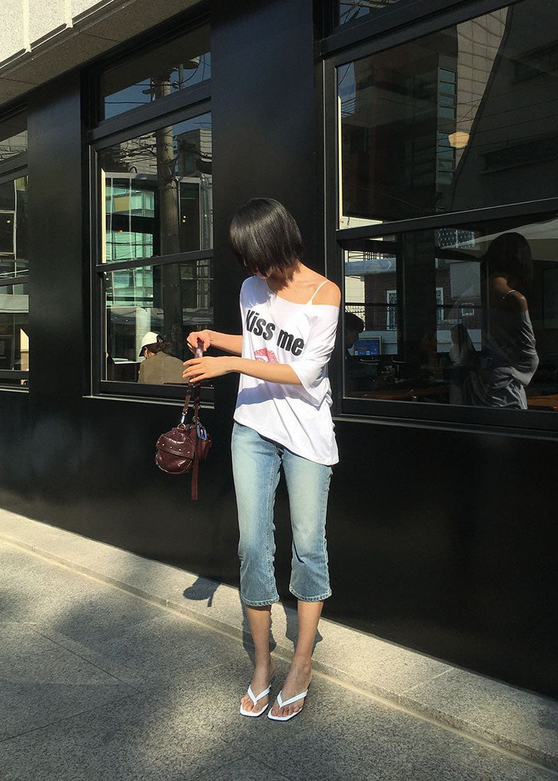 DENIM CAPRI PANTS