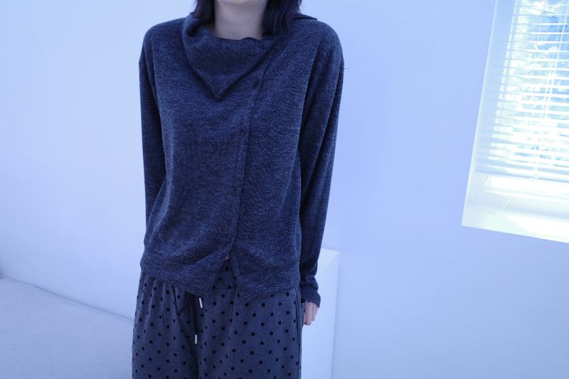 Yuse unbal button cardigan