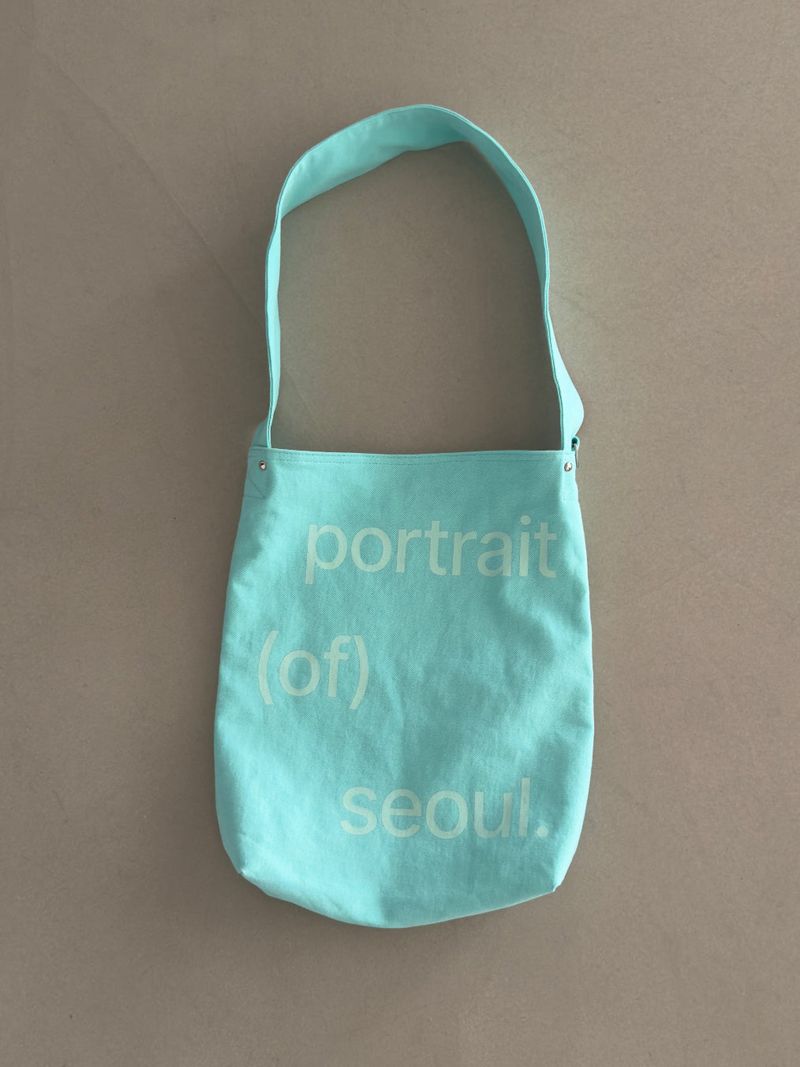Portrait Wide Strap Shoulder Bag - Mint Soda