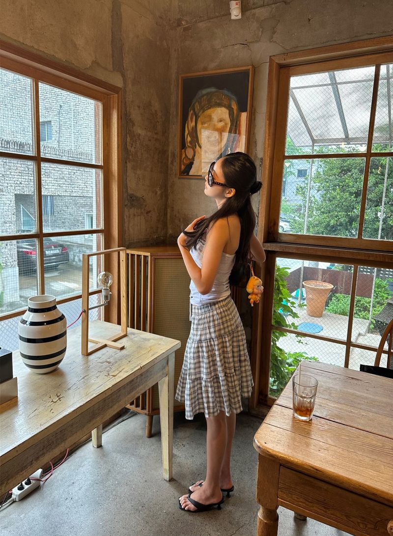 bake check skirt