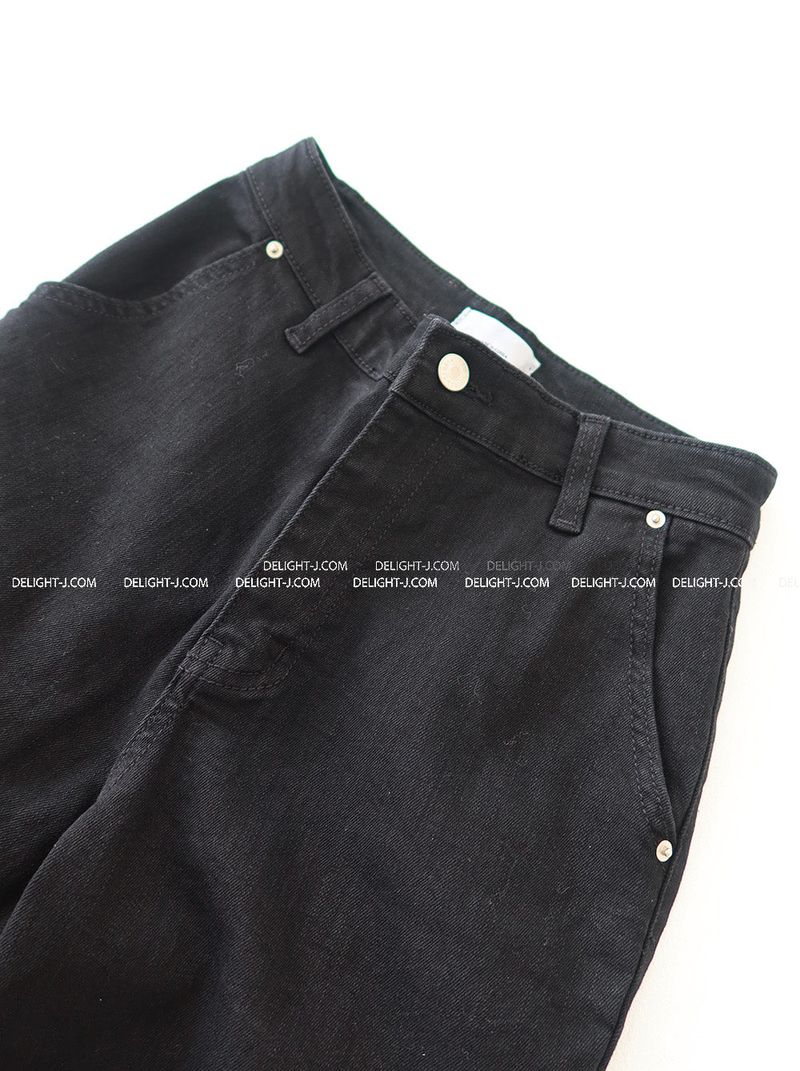 Slit Capri Three-Quarter Bootcut Pants