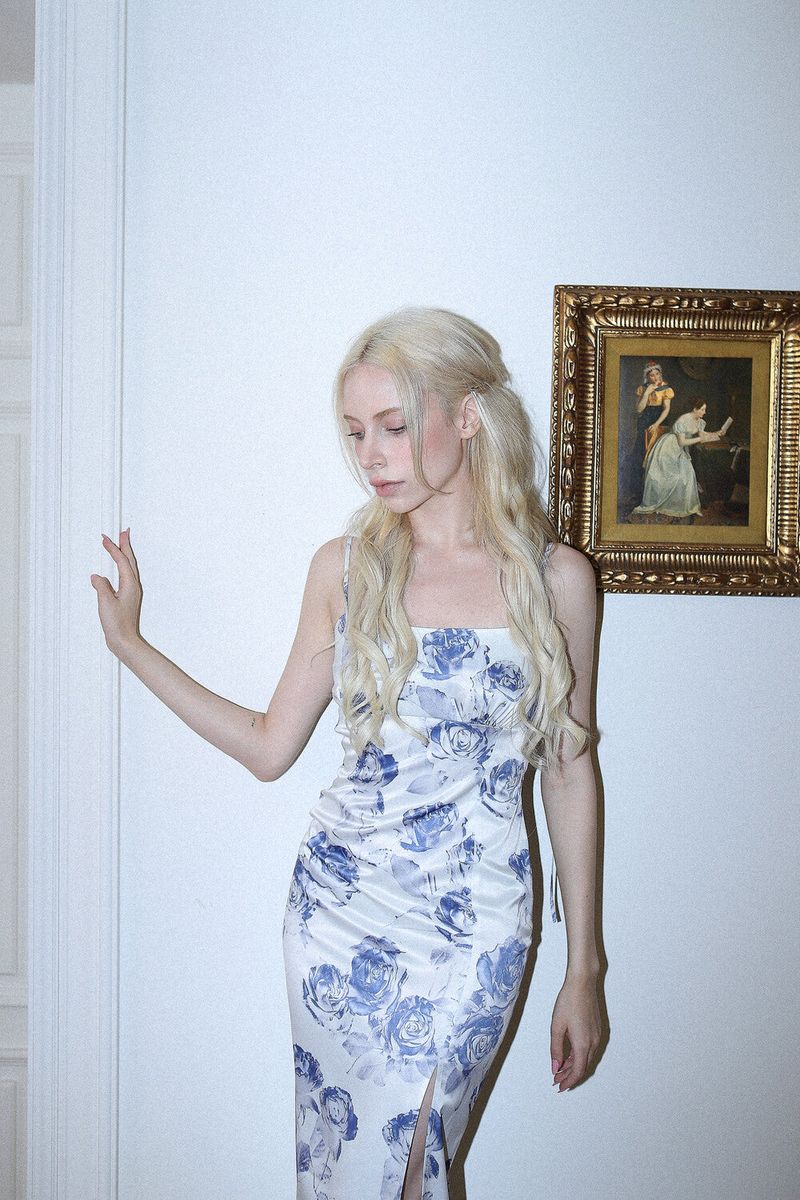 ROSE SLIT DRESS[white]