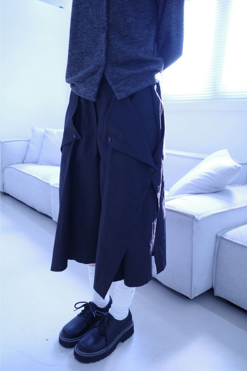 Maroon button bermuda pt (3color)