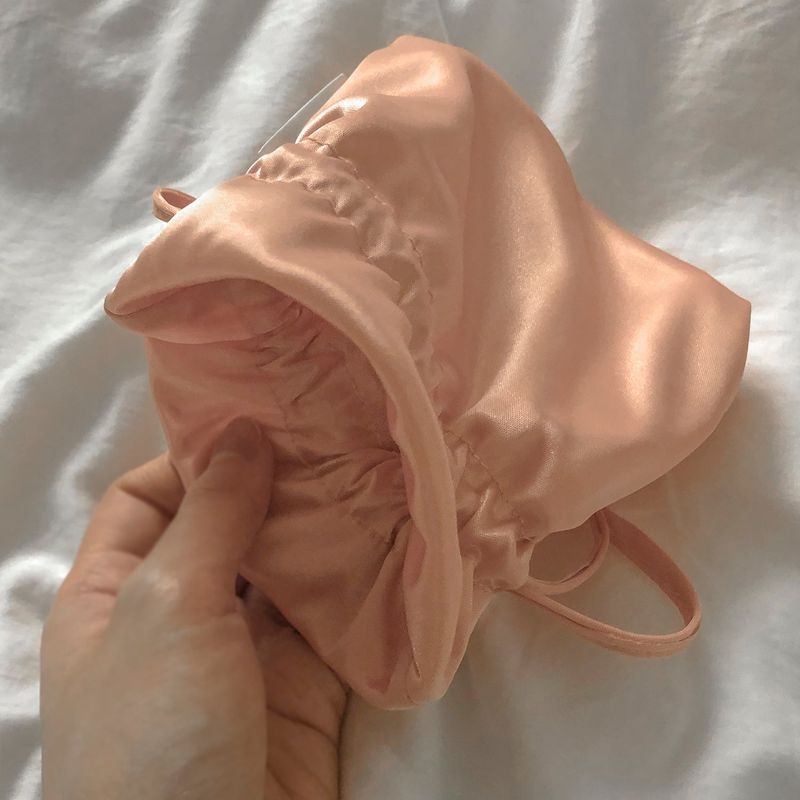 【MADE】Glossy Satin Mini Pouch