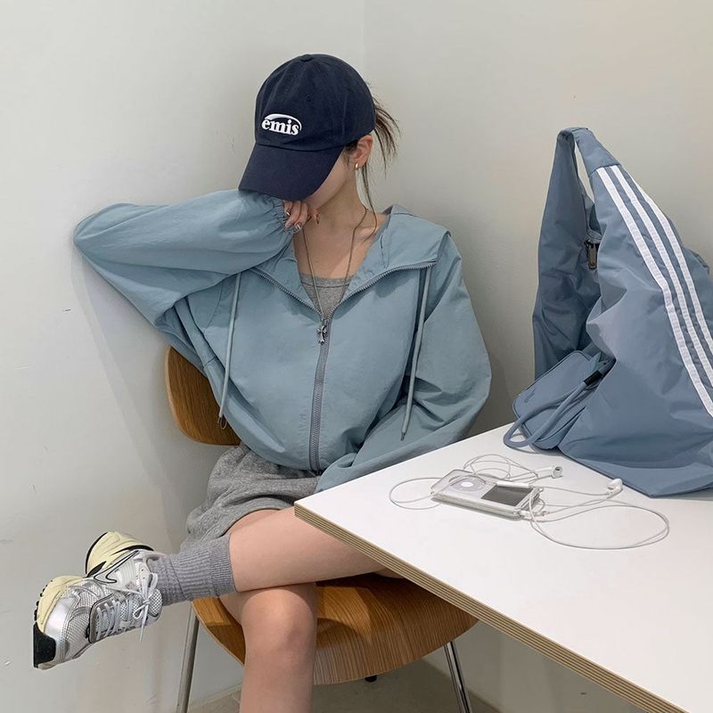 [BELLIDE MADE] Antler, high-neck crop windbreaker