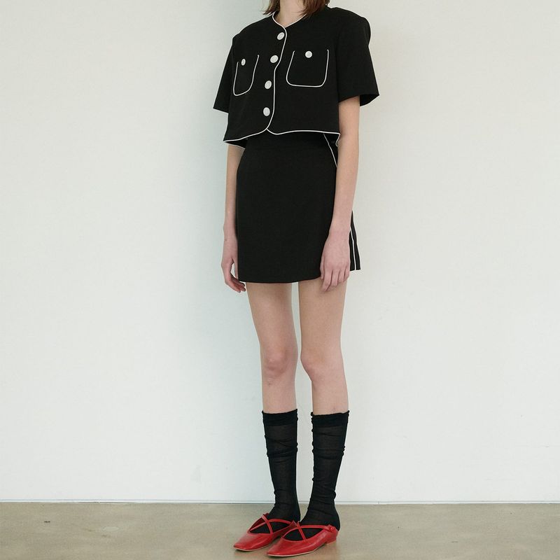  LINE MINI SKIRT, BLACK