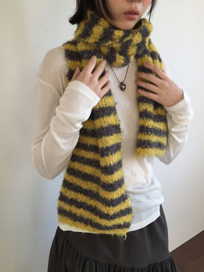 DUGGY(ダギー)の「Honeybee Stripe Muffler (1color)(Fashion Accessories)」