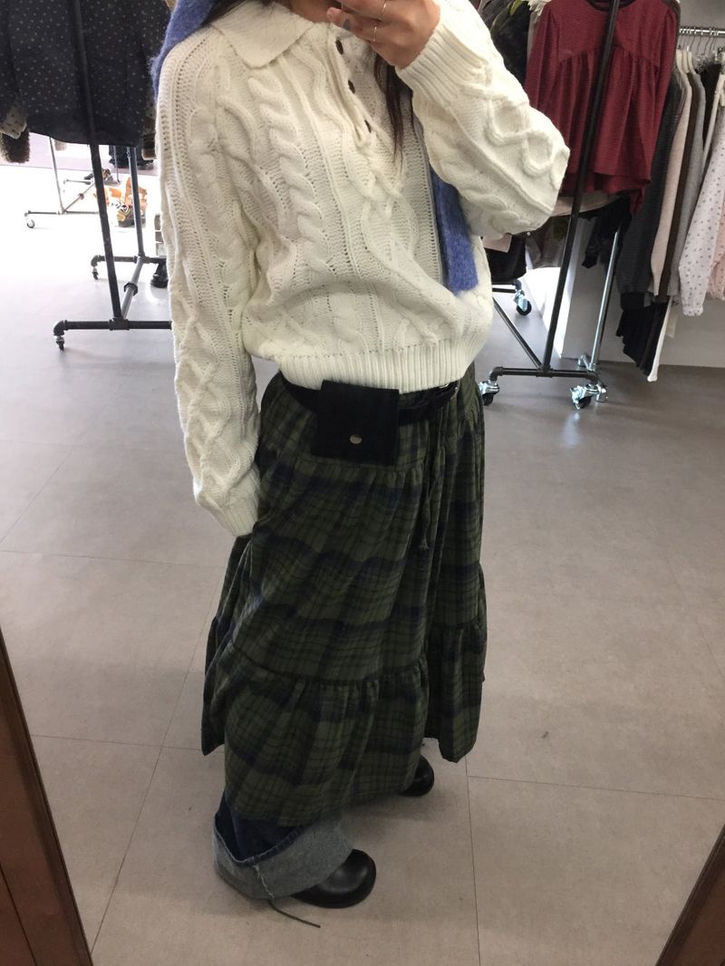 Windy Checkered Long Skirt (1color)