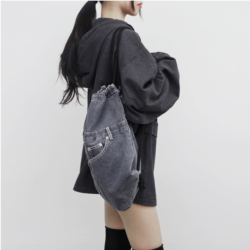 LINE denim string backpack