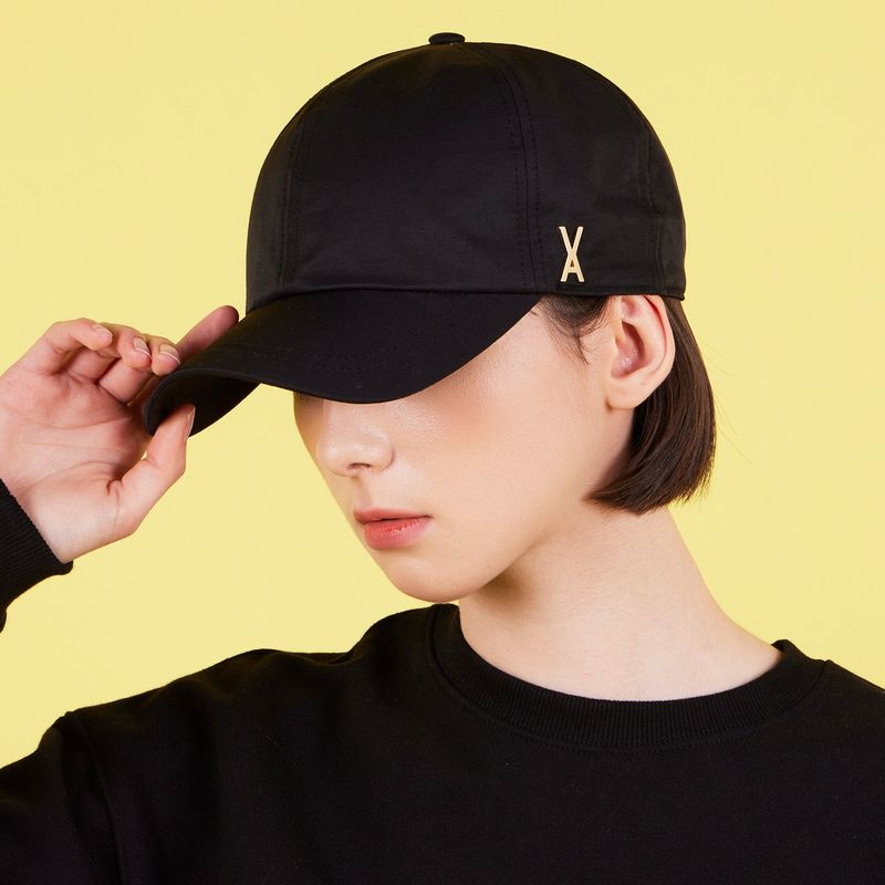 Stud Logo Nylon Newsboy Ball Cap Black