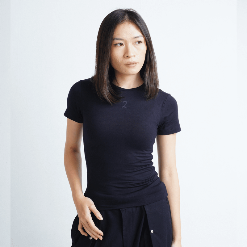 2TimesToo Studio（トゥータイムズトゥー スタジオ）の「Double Layered Tencel Fitted Top Shortsleeve - Jet Black（Tops）」