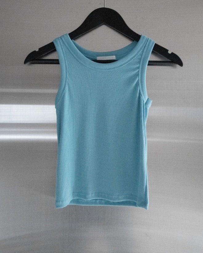 Elin Minimal Ribbed Sleeveless