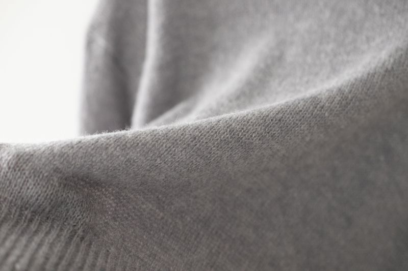 Kid mohair turtle neck knit (Grey)