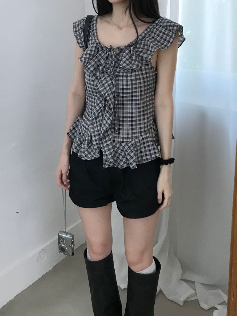 Checked frill blouse (2 colors)