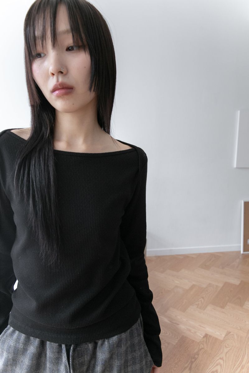 omoosoohy（オムスヒ）の「golgi boatneck top(3colors)（Tops）」