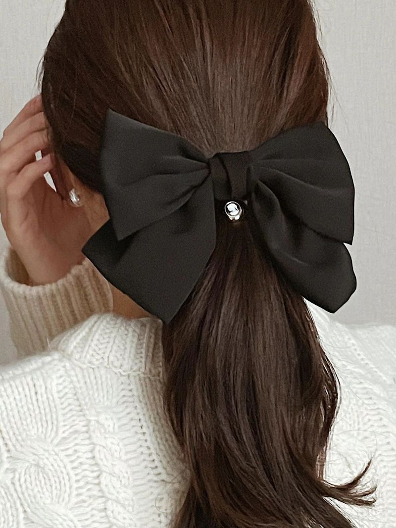oar（オーエーアール）の「ビンテージカメオサテンワイドリボンバレッタ [ブラック]（ヘアアクセサリー）」