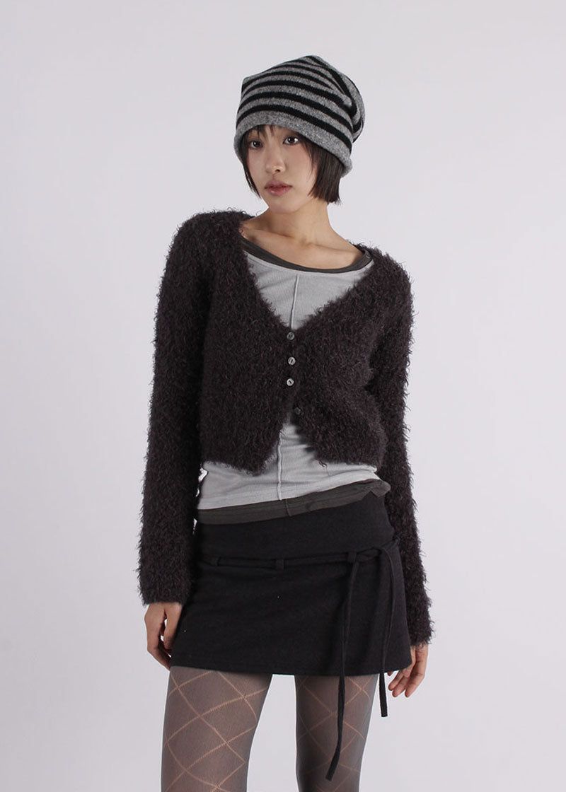 eon（イオエン）の「CROP MNI CARDIGAN（Tops）」