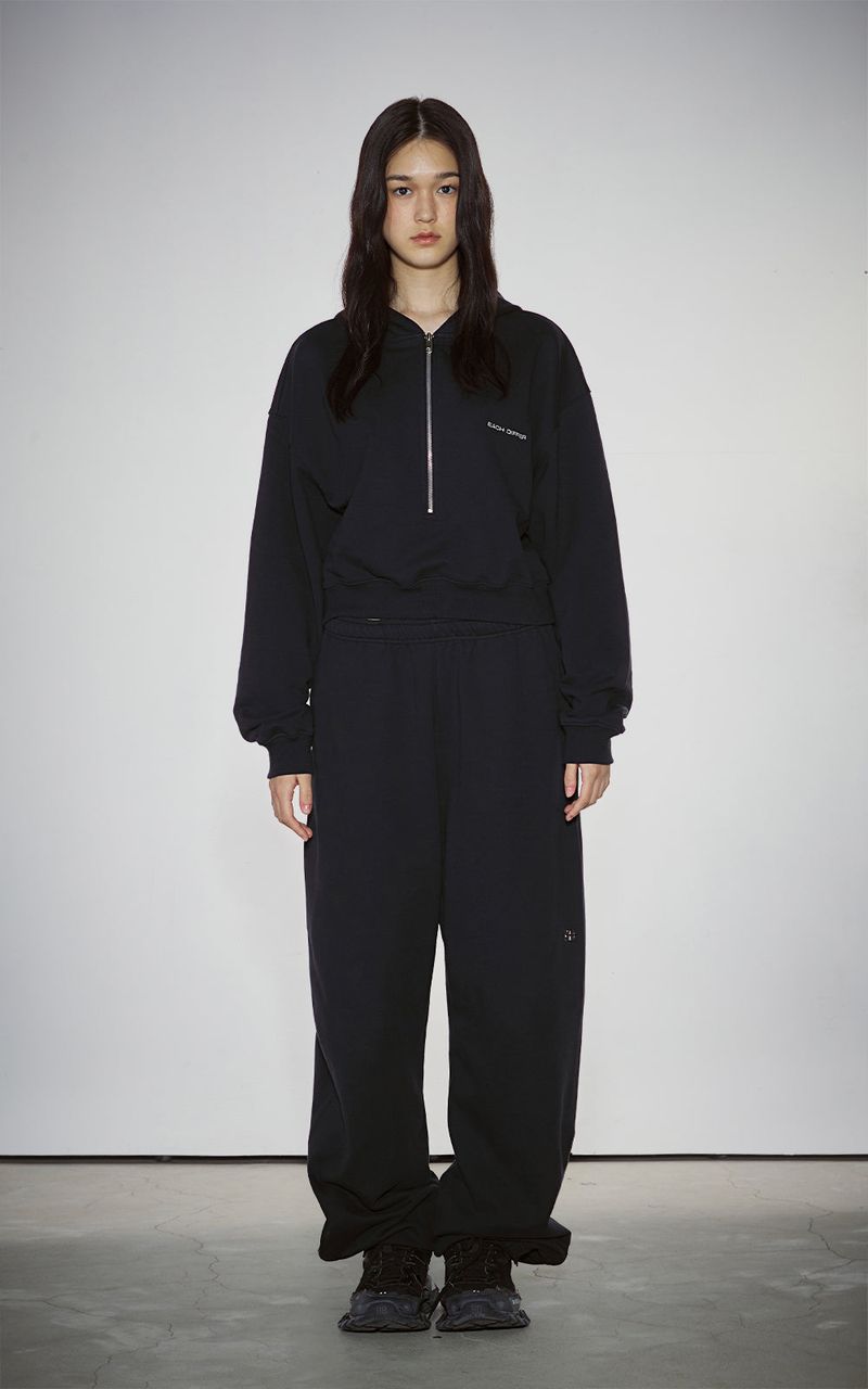 HAIF-ZIP HOODIE (CROP)_NAVY