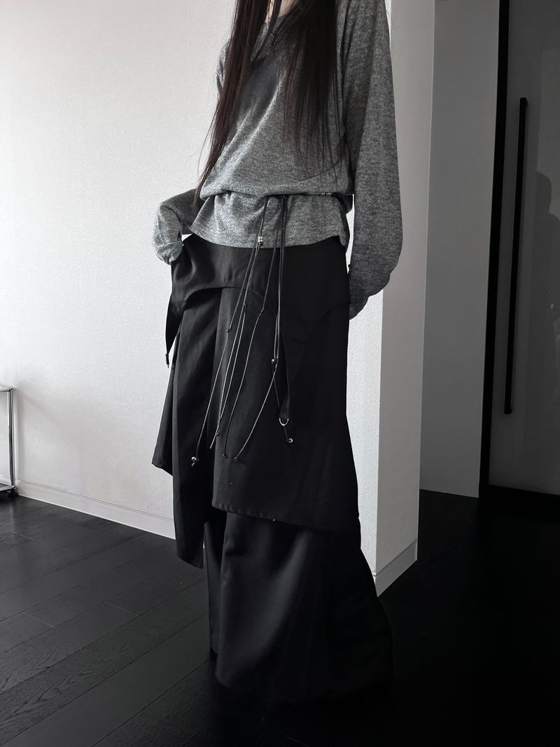 URBAN UNIQUE（アーバンユニーク）の「dust D-ring asym midi skirt (2color)（Skirts）」