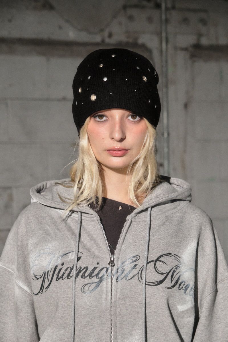 eyelet beanie (black)