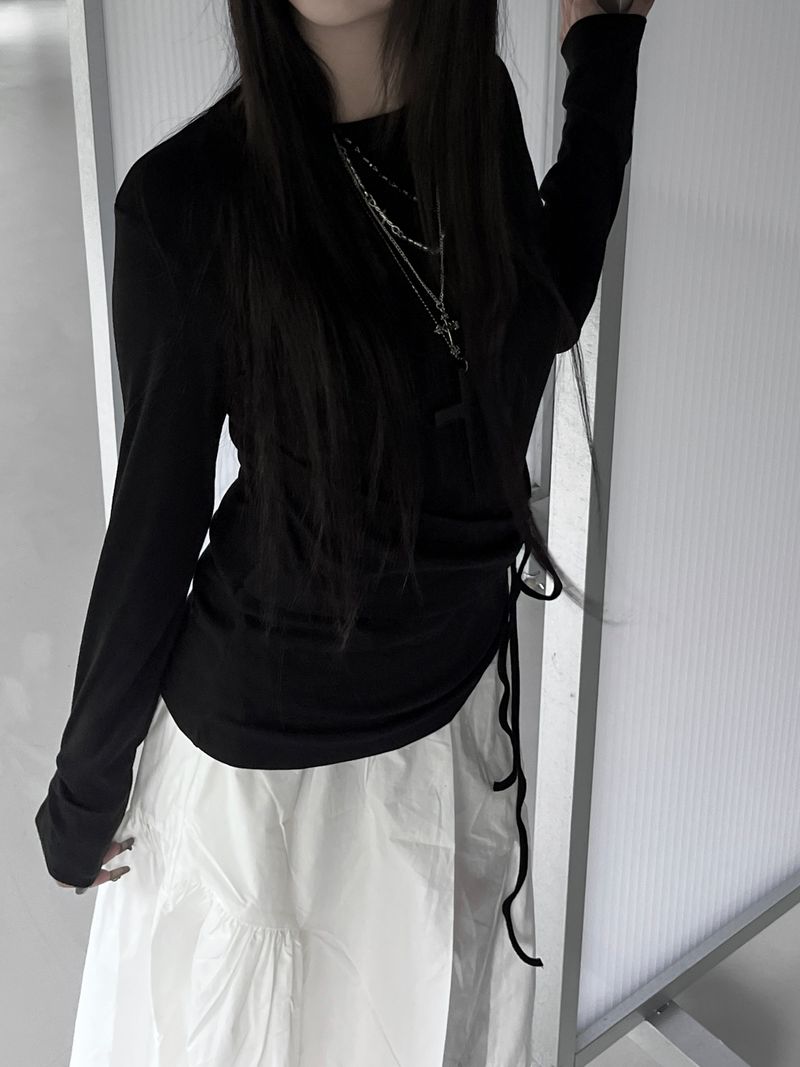 URBAN UNIQUE(アーバンユニーク)の「slim wrap shirring strap T (2color)(Tops)」