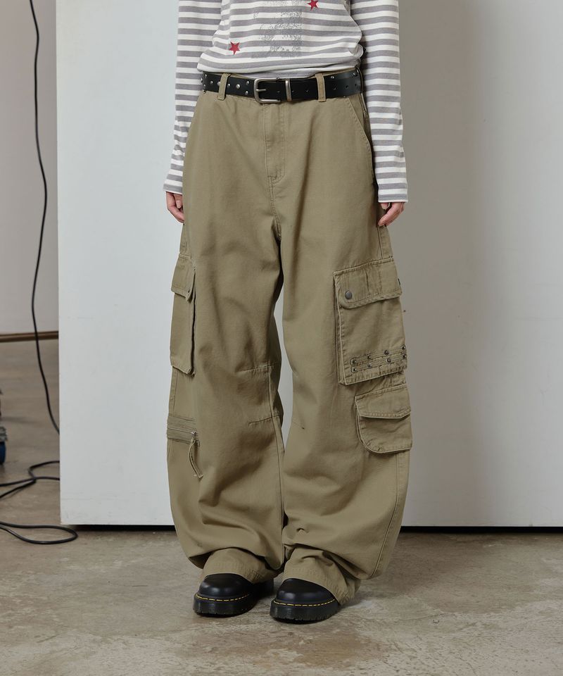 ODDSTUDIO（オッドスタジオ）の「Multi Pocket Eyelet Wide Cotton Pants - BEIGE（Pants）」