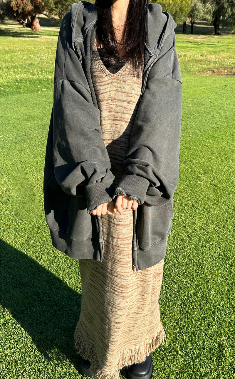 CCORTTI(コルッティ)の「(UNISEX/2WAY) BIG HOOD PIGMENT OVERSIZED DAILY BOXY HIP-LOOSE ZIP-UP - 2 COLOR(Tops)」