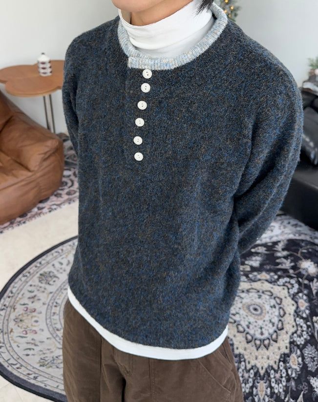 Rained color matching henley neck knit