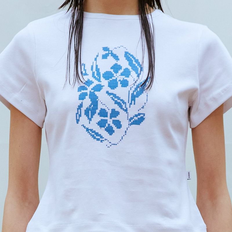 Flower Crop T-shirt (BLUE)